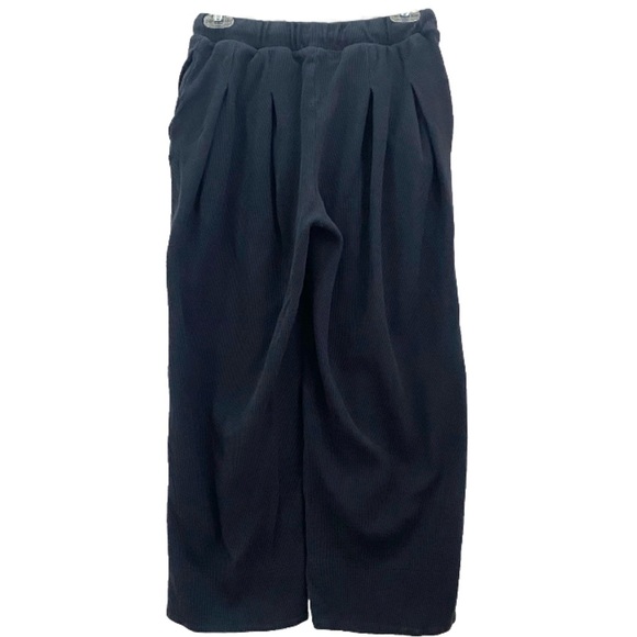 FREE PEOPLE BEACH Black Washed Drawstring Waist Pleated Wide Leg Cropped Pant XS - Picture 2 of 13